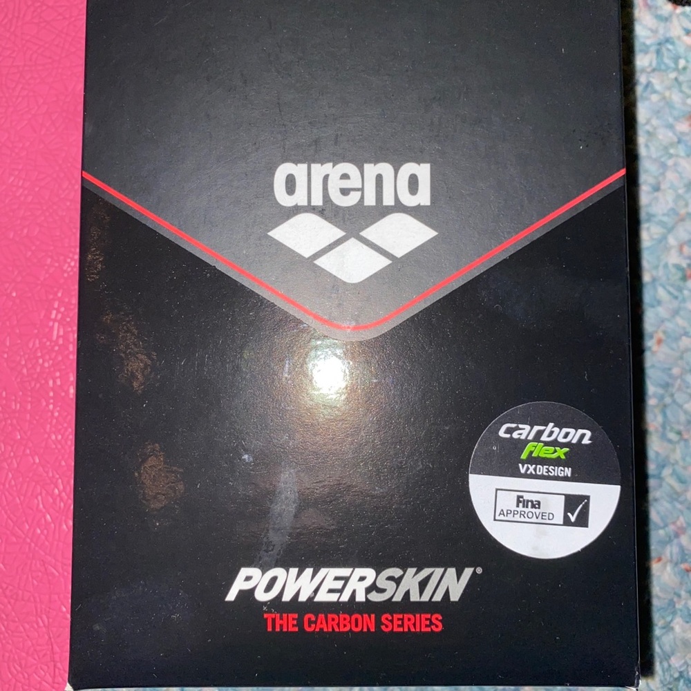 Women’s Arena Carbon Flex Tech suit